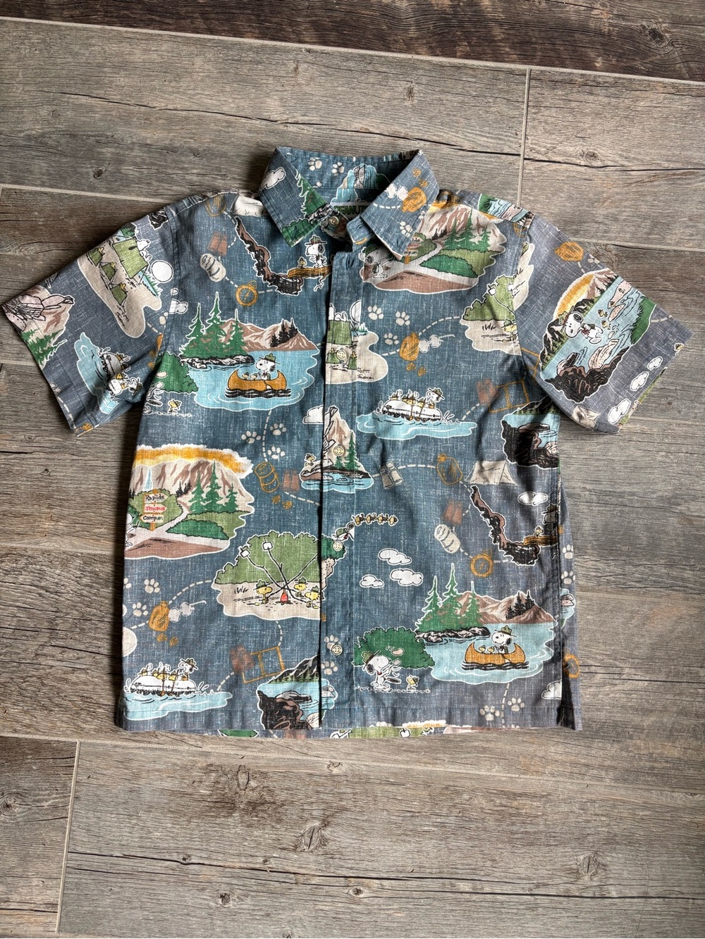 RETIRED Reyn spooner Peanuts Beagle Scouts Button Up Aloha Shirt Youth XL
